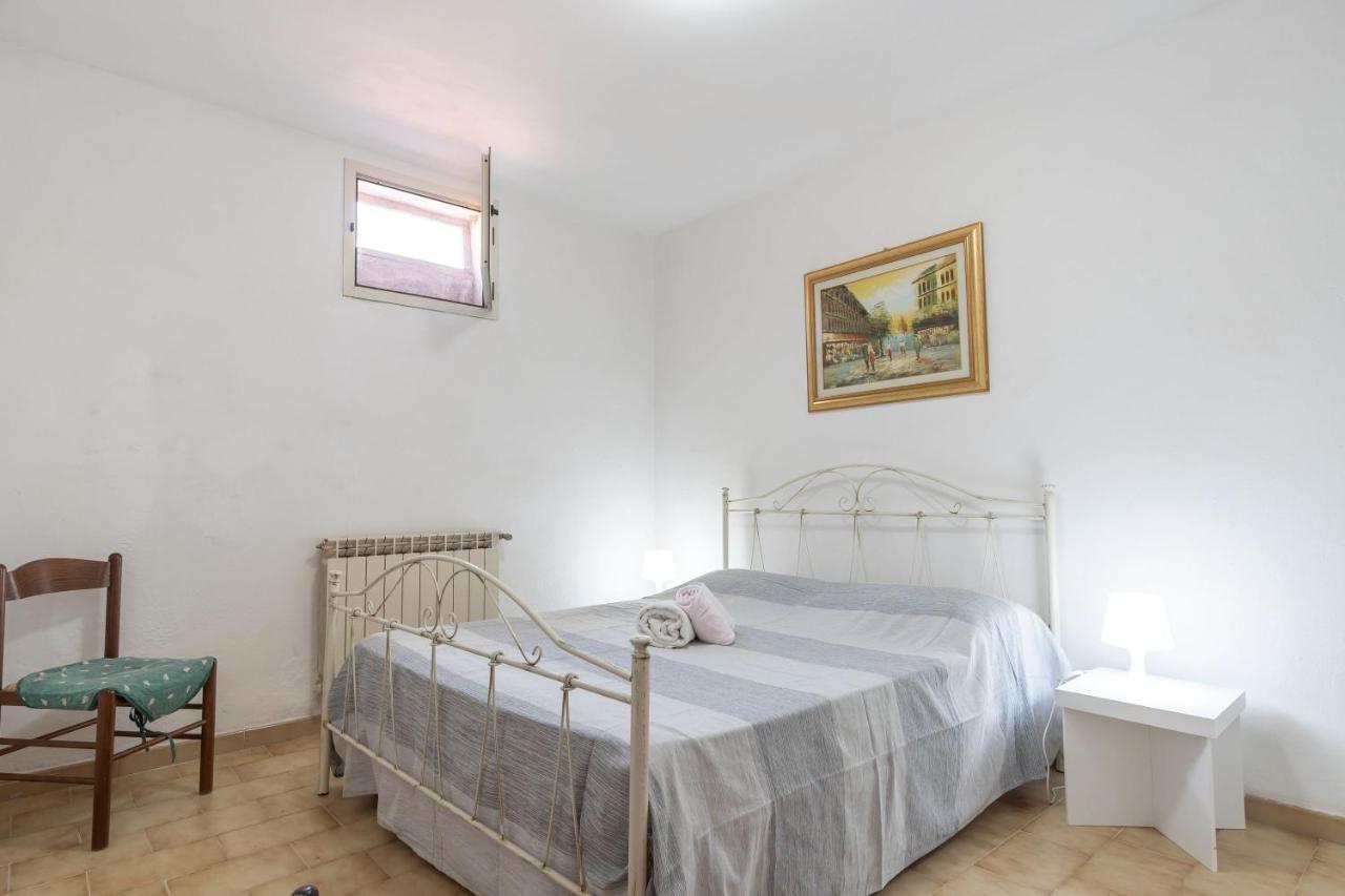 Casa Vacanze Patrizia Valledoria  Eksteriør billede